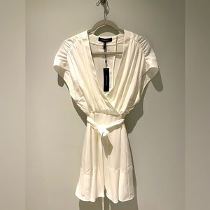 NEW BCBG DRESS WITH TAG WOMEN’S SIZE XS OFF WHITE LINED
